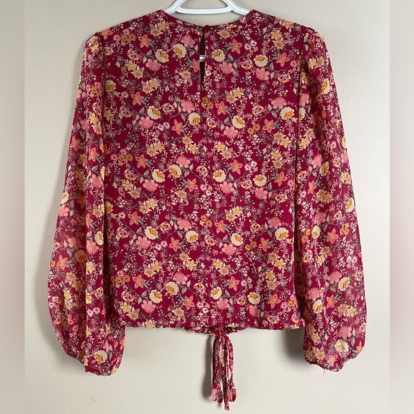 Eclair Floral Top - Picture 7 of 7